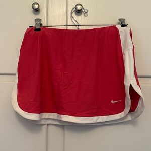 EUC Nike Skort Pink & White